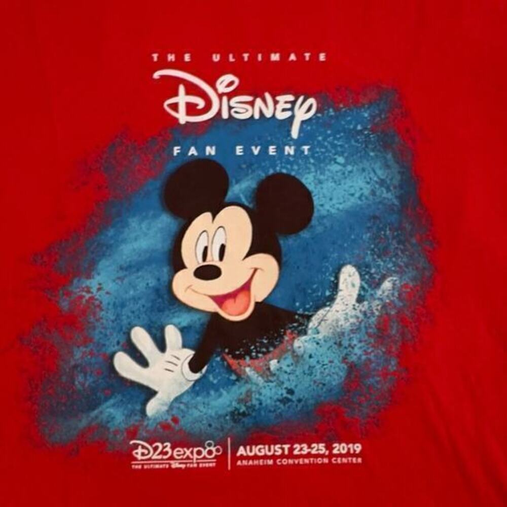 Disney D23 Expo 2019 T-Shirt Sleeve Youth XL Never Worn Tee NWF Women’s Small